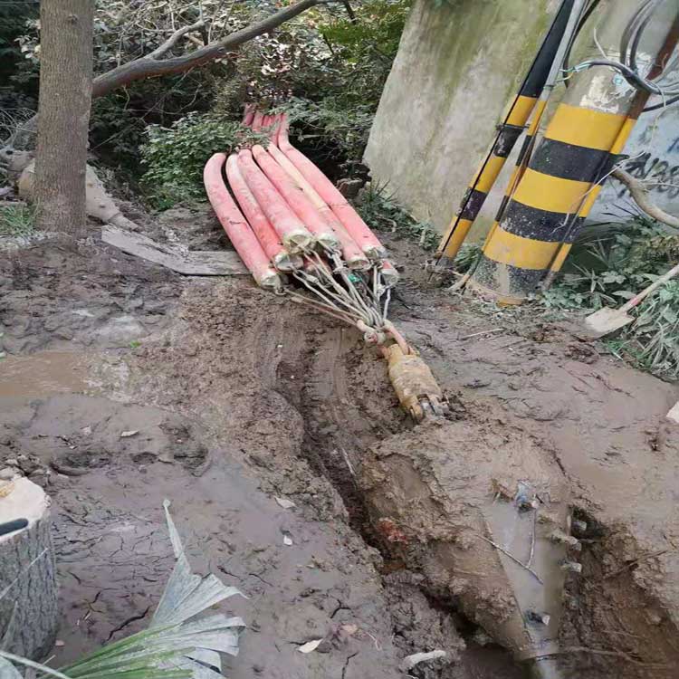 荆州铁路拖拉管